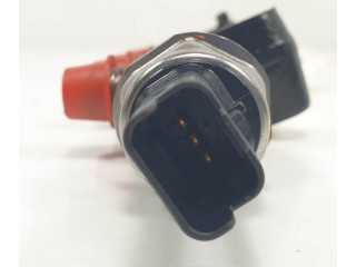 Топливная рампа 968475308002   Citroen C4 II Picasso   для двигателя 9H05