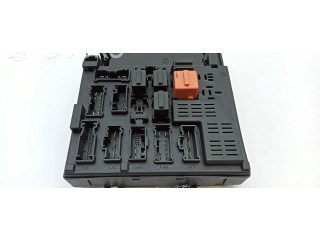 Блок предохранителей 6905228, 6911922   BMW Z4 E85 E86    