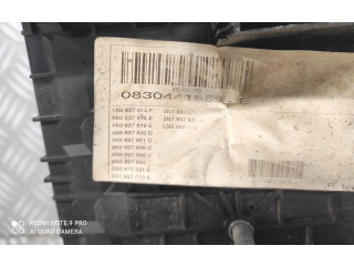   Pojistková skříňka 1K0937814F, 5N1937070A   Volkswagen Tiguan 2010