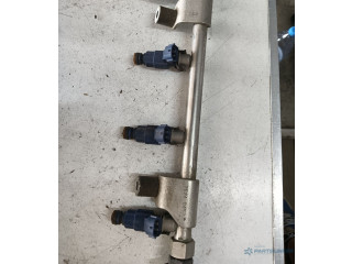 Топливная рампа 7e240452 KIA Ceed