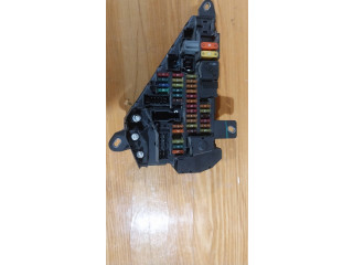Блок предохранителей 6906603   BMW 5 E60 E61    