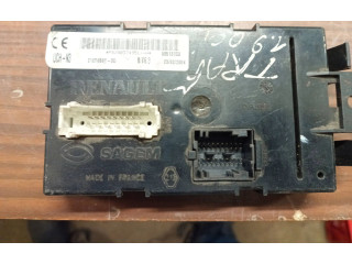 Блок комфорта P8200374951, 00513253   Renault Trafic II (X83)   