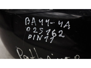 Зеркало электрическое Nissan Pathfinder R51 2005 - 2012 года