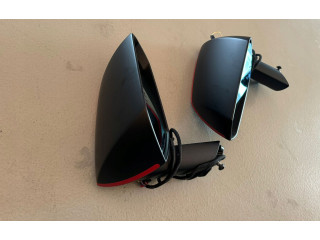 Zpětné zrcátko Lamborghini Urus 2005