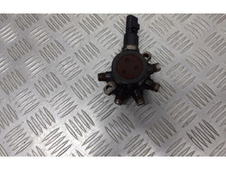 Топливная рампа 8200057345   Renault Clio II  