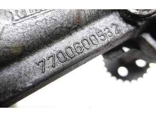 Масляный насос 7700600532, 7700600532 Renault Clio II