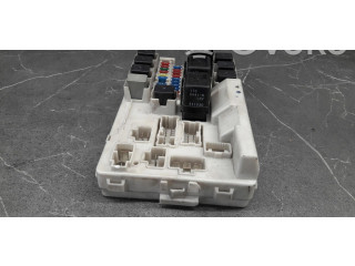   Pojistková skříňka 284b7ca006   Nissan Murano Z51 2013