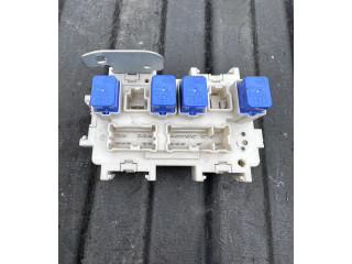 Блок предохранителей 1MA0B1C27, C0407 Infiniti M30