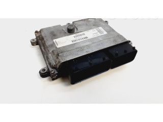 Блок управления двигателя 30743102 Volvo V50