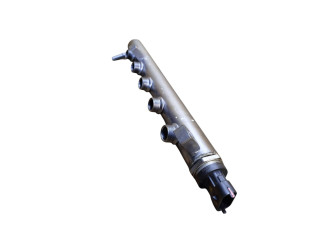 Vstřikovací lišta 8201044829, 1508700409 Mercedes-Benz Vito Viano W447