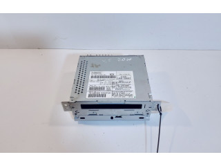 Радио/ проигрыватель CD/DVD / навигация