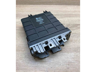 Řídící jednotka 039906024 Audi A6 S6 C4 4A 1994