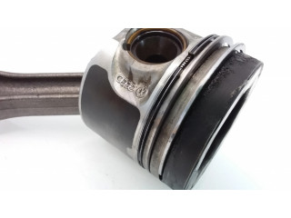 Píst 081187, 131010   Audi A4 S4 B8 8K  pro naftový motor 2.0 CAG 