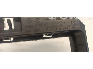 Блок предохранителей 284C02176R Dacia Sandero III