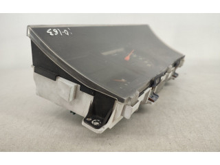 Přístrojová deska Toyota Starlet (P70) III 1984 8301010610