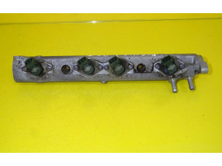 Топливная рампа 857013 Renault Scenic I