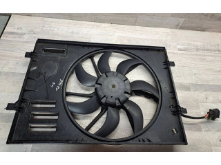 Вентилятор радиатора     5Q0121205    Volkswagen Golf VII 