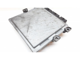 Блок управления двигателя 30729065A   Volvo S40