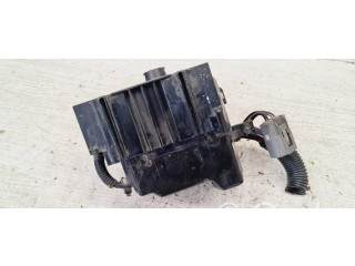 Pojistková skříňka Mazda 2 2005