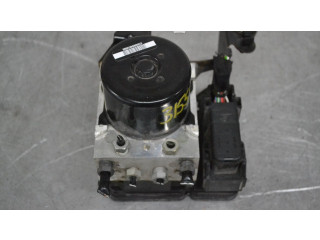 Блок управления АБС 30681619   Volvo V70