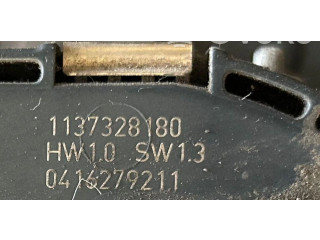 Моторчик дворников     Audi A3 S3 A3 Sportback 8P