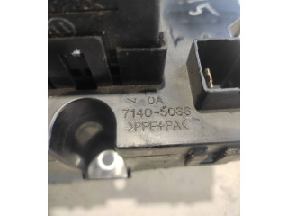   Pojistková skříňka 71405036   Lexus GS 300 350 430 450H 2007