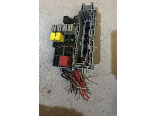 Блок предохранителей 5WK48664D   Opel Meriva A    