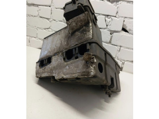 Pojistková skříňka 7H0129601J, 7H0129601M Volkswagen Transporter - Caravelle T5 2005