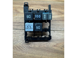   Pojistková skříňka 1T1937503A   Volkswagen Caddy 2011