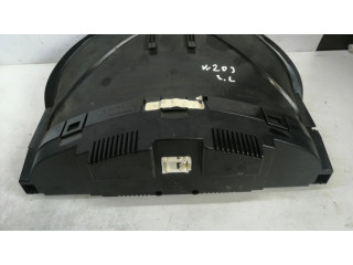 Přístrojová deska Mercedes-Benz C W203 2003 A2035401347