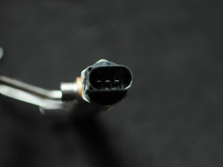 Vstřikovací lišta 7585411 BMW X3 F25 pro benzínový motor 2.0 N20 B20 A