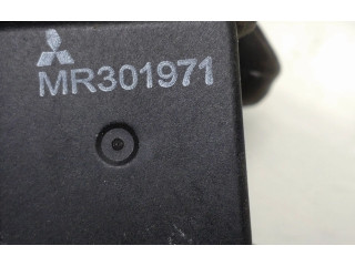 Блок предохранителей MR301978, Mr301971 Mitsubishi ASX