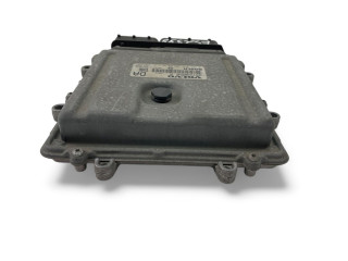 Блок управления двигателем Блок управления 30729826A, 0281012103   Volvo V70