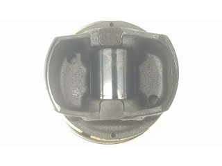 Píst 11258519401, 1212CD BMW 2 Active Tourer U06 pro naftový / Электричество motor