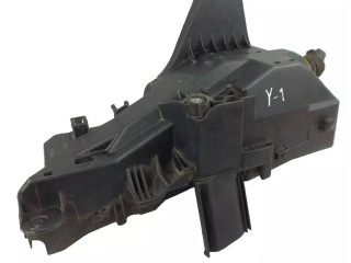 Блок предохранителей  9494210   Volvo XC90    