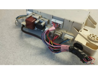 Блок предохранителей 8273050101, 2A280224 Lexus LS 430