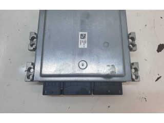 Блок управления двигателя 237102277R Dacia Duster