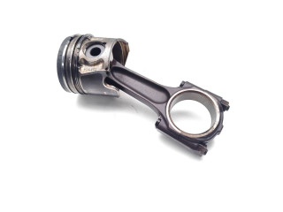  Поршень с шатуном D4204T D4204T  Volvo V50  