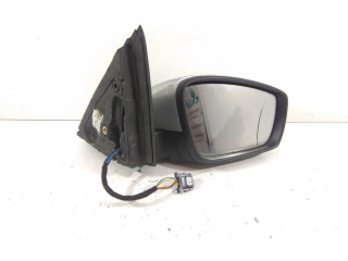 Зеркало электрическое Skoda Fabia Mk3 (NJ) 2015 - 2021 года