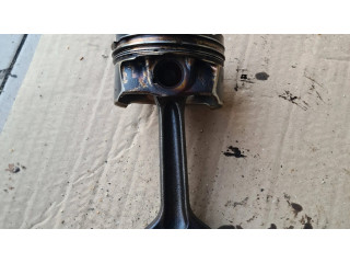 Píst 7586491, 7610296 BMW 7 F01 F02 F03 F04 pro benzínový motor 0.7 N55B30A Benzinas