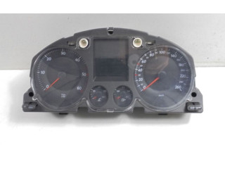 Панель приборов    Volkswagen PASSAT B6       