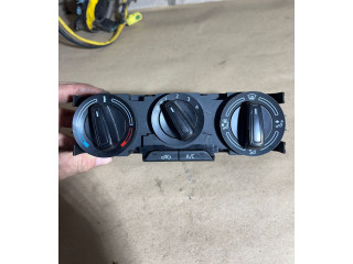 Блок управления климат-контролем Skoda Fabia Mk3 (NJ)