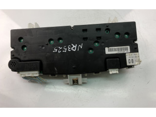 Přístrojová deska Toyota Corolla E120 E130 2003 8380002800