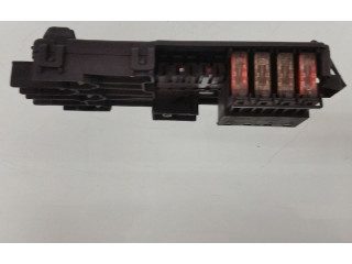 Блок предохранителей  2115452601, 01394841   Mercedes-Benz ML W164    