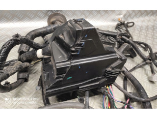 Блок предохранителей 284B9, 1HD0A Infiniti G37