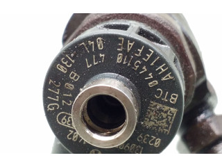 Форсунка 0445110477, 04L130277G    Skoda Octavia Mk3 (5E)  CLHA 