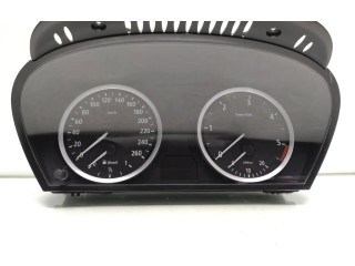 Pojistková skříňka Спидометр (приборный щиток) 6945633, 62116945633 BMW 5 E60 E61 2004