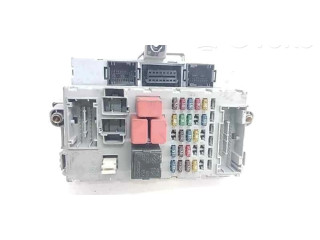 Блок предохранителей 51732915 Fiat Idea