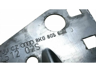 Другая деталь отсека двигателя