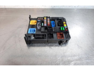 Блок предохранителей  9832881080   Peugeot 2008 II    